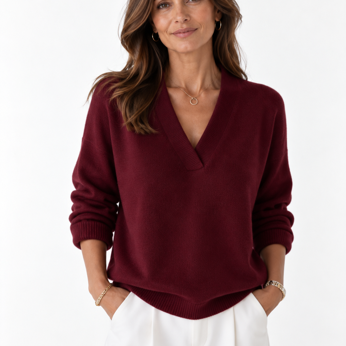 PULL EN MAILLE À COL V