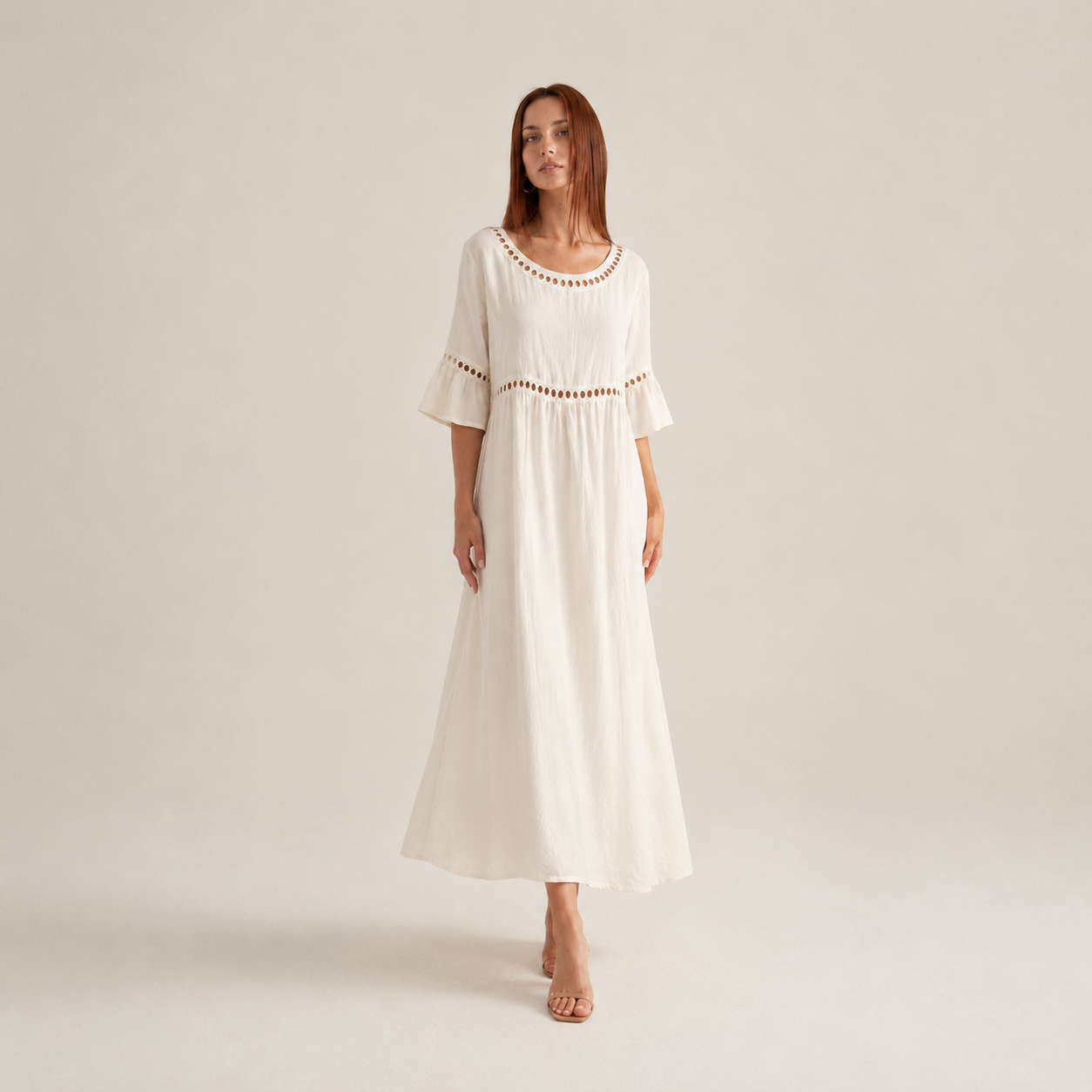 LÉA – ROBE BRODÉE
