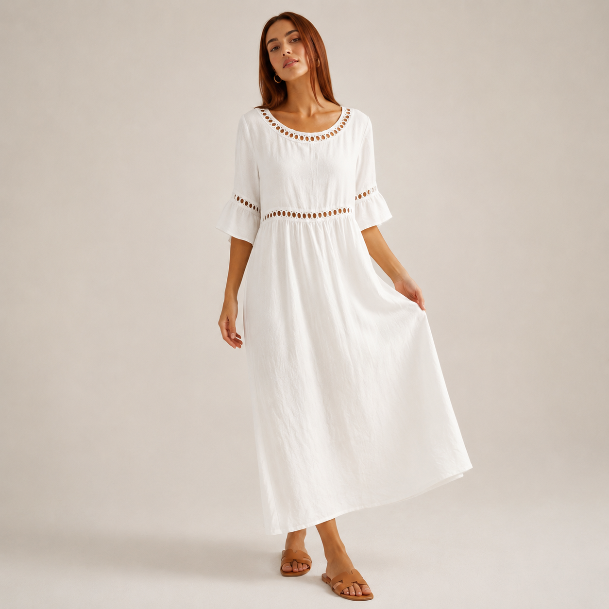 LÉA – ROBE BRODÉE