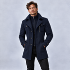MANTEAU À COL MONTANT ET FERMETURE ZIPPÉE