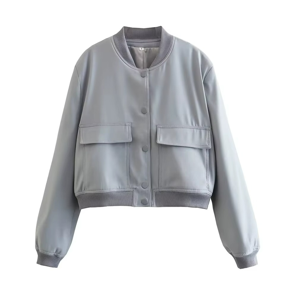 VESTE BOMBER COURTE – BOUTONNÉE AVEC POCHES