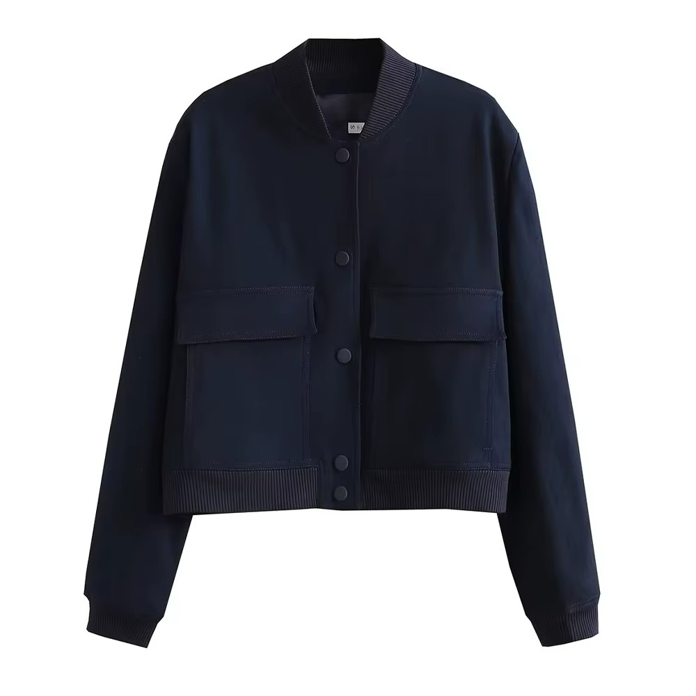 VESTE BOMBER COURTE – BOUTONNÉE AVEC POCHES