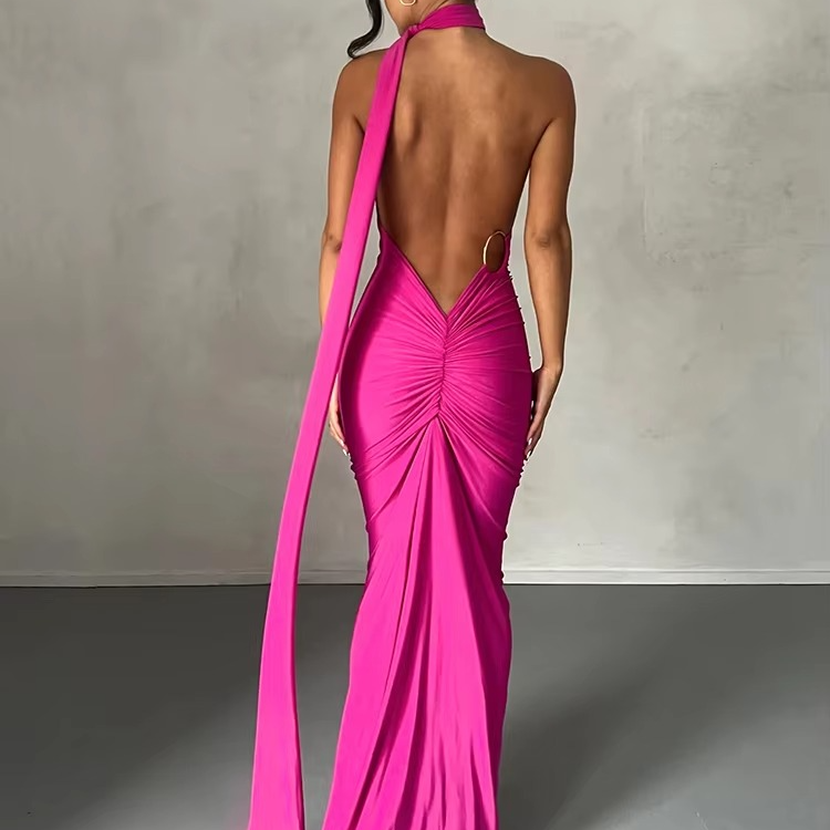 ROBE LONGUE ASYMÉTRIQUE À UNE ÉPAULE ET DOS NU