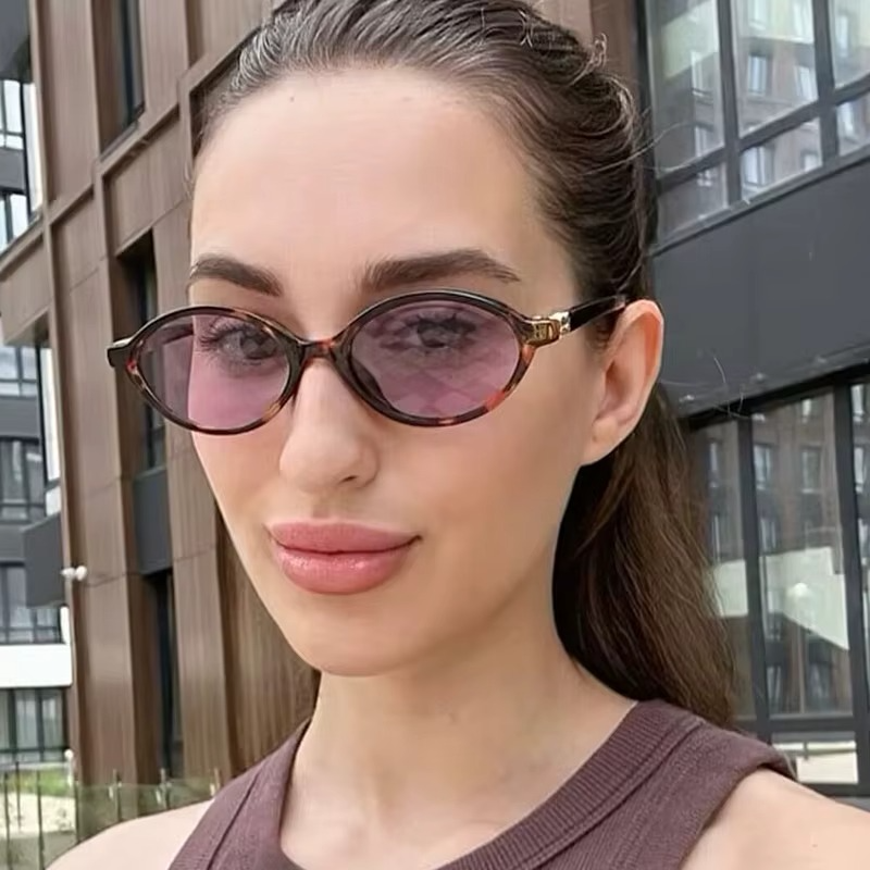 JULIETTE – LUNETTES DE SOLEIL OVALES RÉTRO