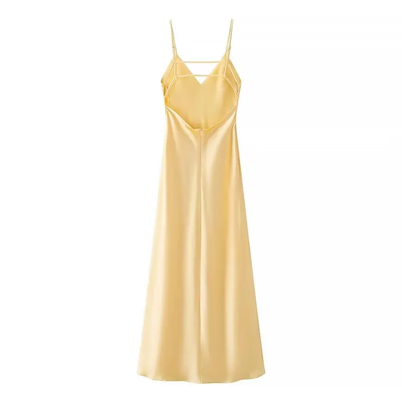 ROBE LONGUE ÉLÉGANTE COULEUR ROSE PÂLE